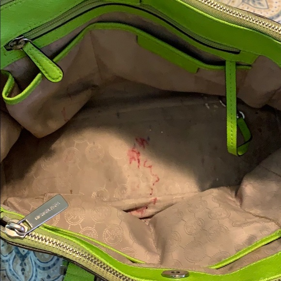 Michael Kors Lime Green handbag - Picture 2 of 10